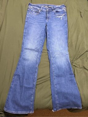 AE kick bootcut jeggings